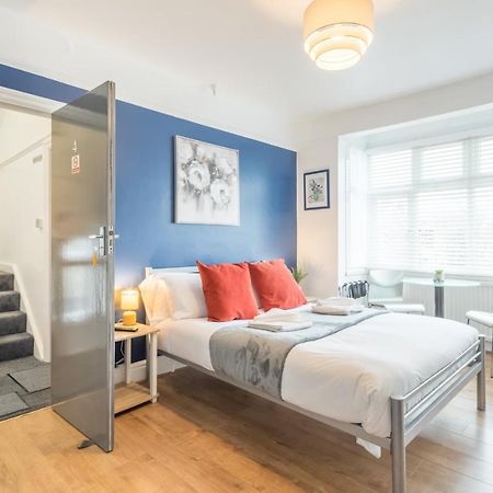 Private Room 4 With Kitchenette By Cb Stays No Minimum Stays Cambridge  Ngoại thất bức ảnh