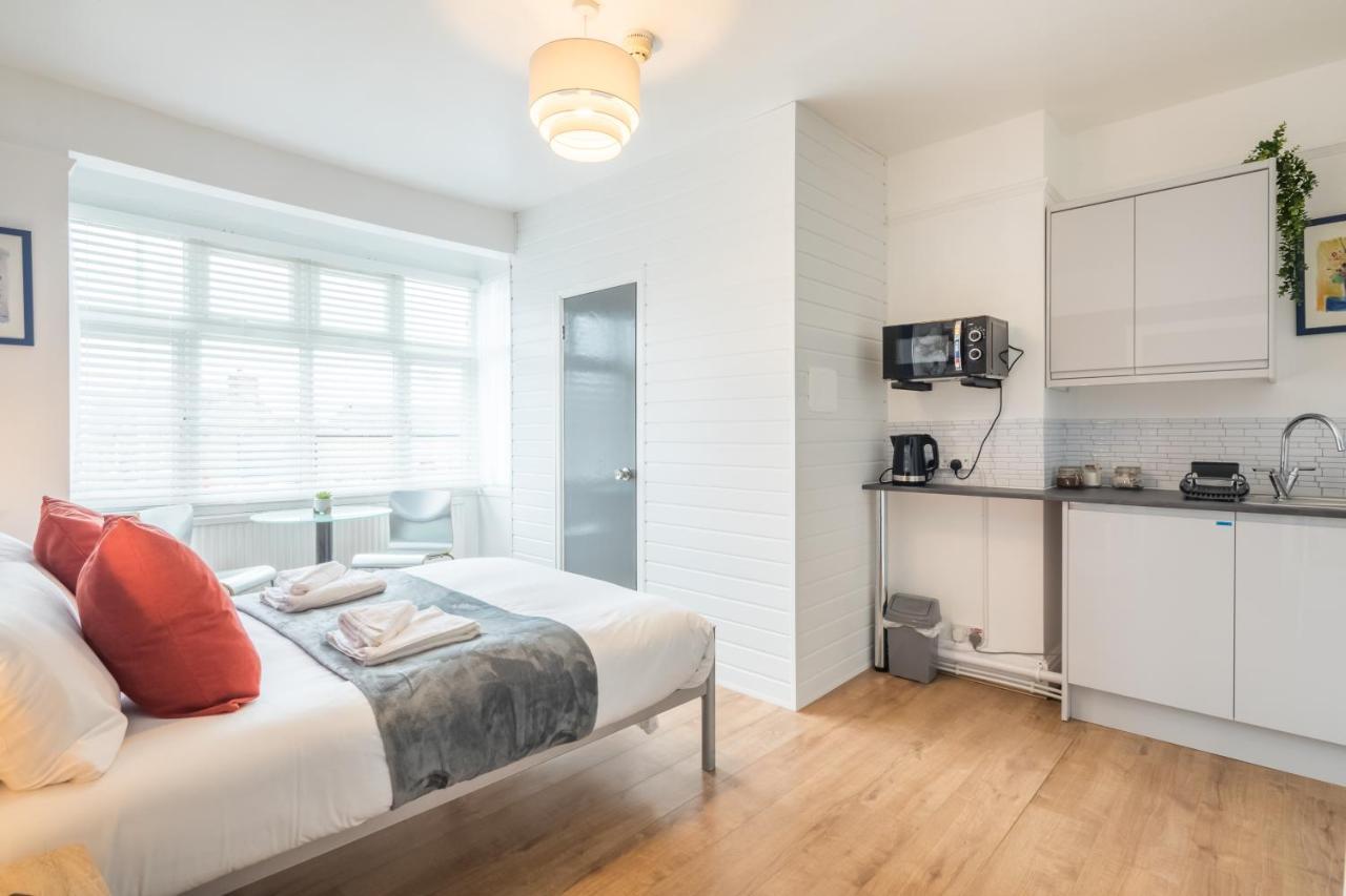 Private Room 4 With Kitchenette By Cb Stays No Minimum Stays Cambridge  Ngoại thất bức ảnh